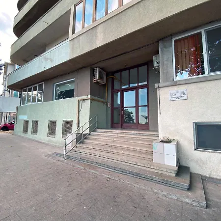 Lovely Next To Casino Apartament